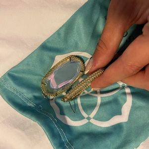 GUC Kendra Scott Iridescent Deily Earrings